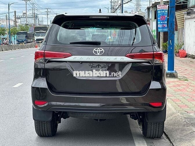 Toyota Fortuner 2017 2.4G 4x2 MT - 130000 km