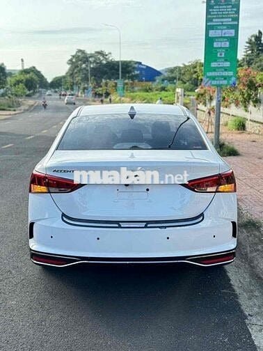 cần bán xe Accent 2021 MT rát đẹp