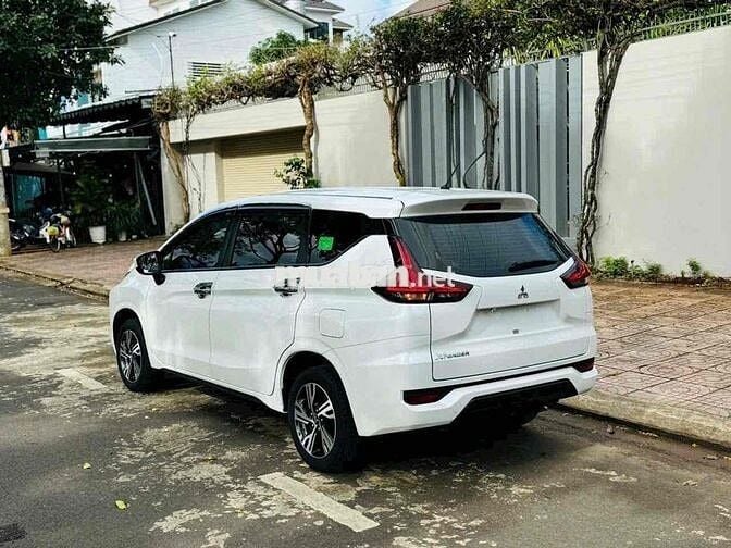 Cần bán xe gia đình 7 chổ