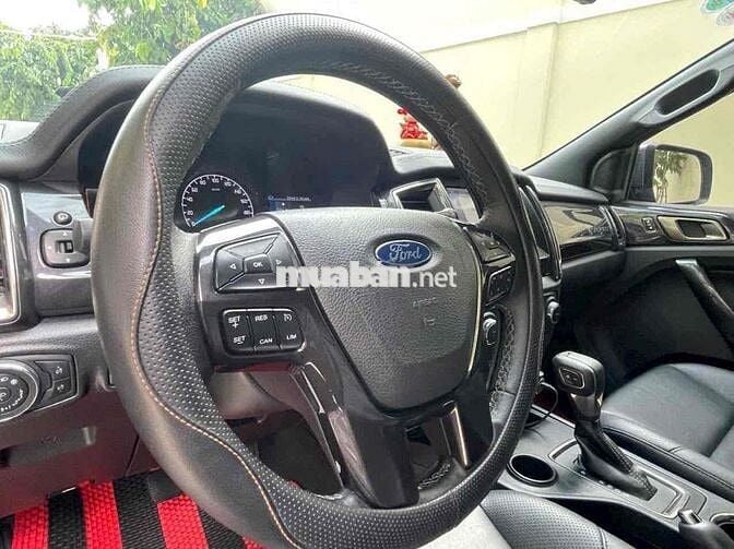 Ford Everest 2019 Trend 2.0L  AT 4x2 - 100000 km