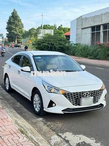cần bán xe Accent 2021 MT rát đẹp