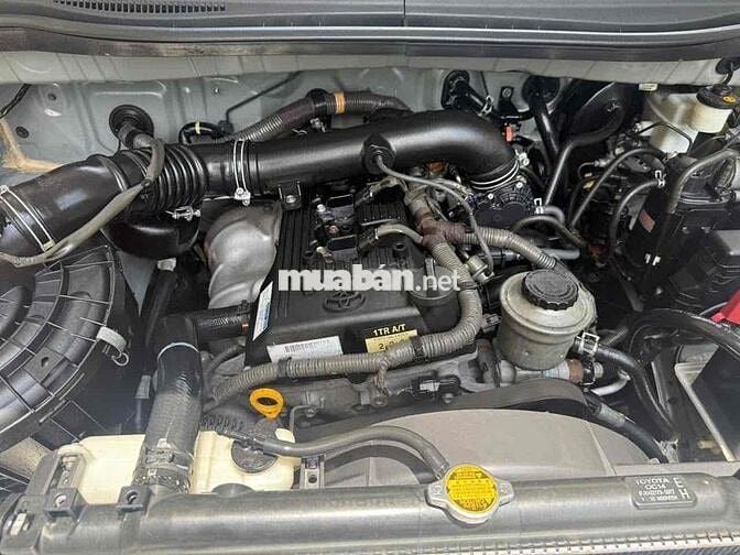 Toyota Innova 2.0 G số tự động đời cuối 2015