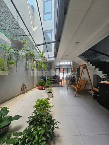 C/C bán nhà MT Lũy Bán Bích, 5 tầng, KD sầm uất, chỉ hơn 26 tỷ TL