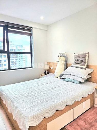 Chủ nhà cần bán gấp căn 2 ngủ Goldmark City-Full nội thất-Sẵn sổ
