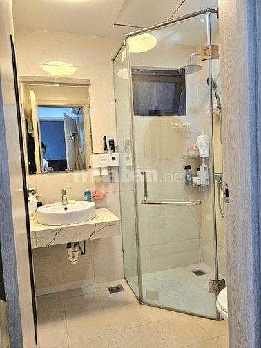 Chủ nhà cần bán gấp căn 2 ngủ Goldmark City-Full nội thất-Sẵn sổ
