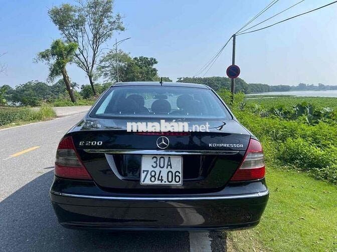 Mercedes Benz E Class E200  sx2007  chay 80000 km