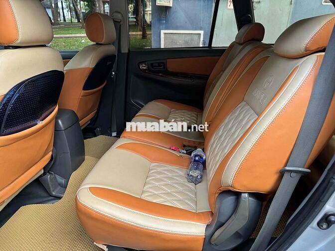 Toyota Innova 2012 J - 177000 km