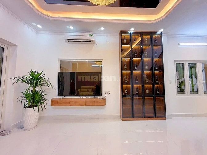   XE HƠI TỚI NHÀ - 122M2 CÔNG NHẬN ĐỦ - NGANG 5.4M NỞ HẬU ĐẦY LỘC - C