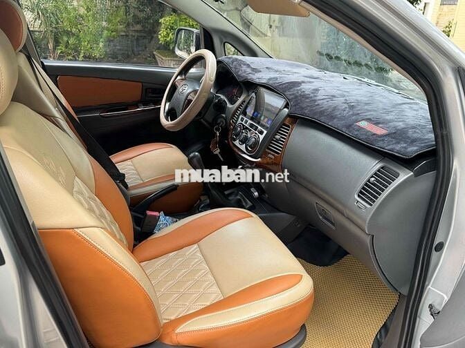 Toyota Innova 2012 J - 177000 km