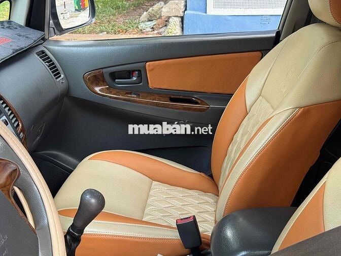 Toyota Innova 2012 J - 177000 km