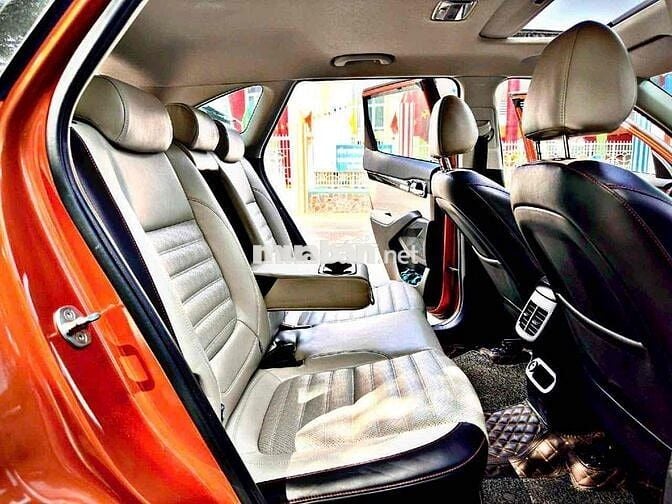 Kia Seltos 2021 Premium 1.4 AT - 67000 km