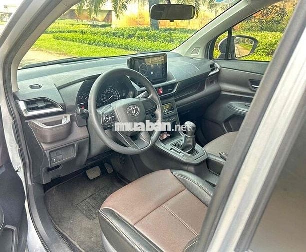 Toyota Avanza Premio 2023 CVT - 36000 km