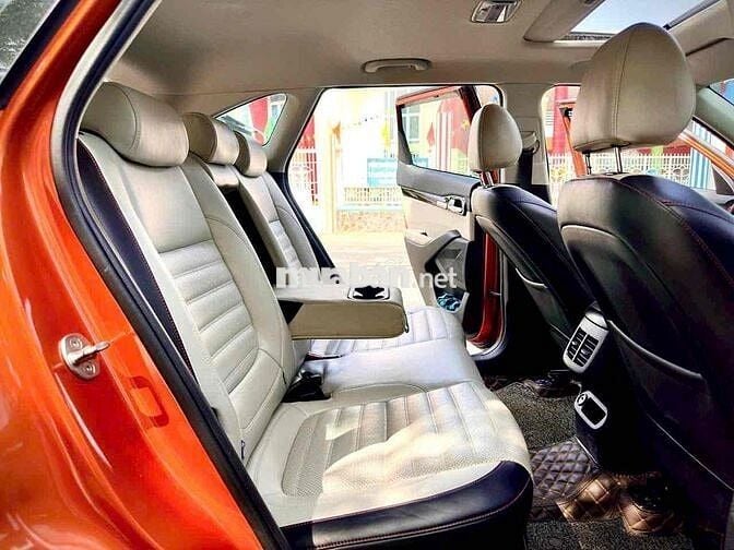 Kia Seltos 2021 Premium 1.4 AT - 67000 km