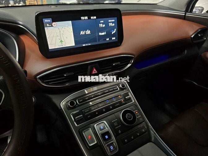 Hyundai Santafe 2.5 Cao Cấp màu trắng