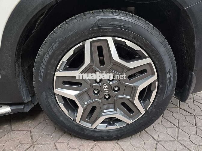 Hyundai Santafe 2.5 Cao Cấp màu trắng