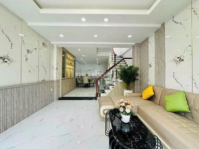 Bán nhà Trần Văn Kiểu, Quận 6 / 55m2 / 2 tỷ 390 triệu / sổ hồng riêng