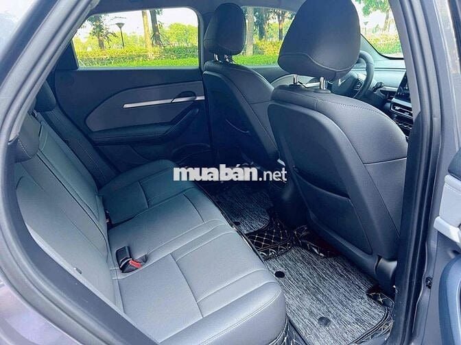 VinFast VF6 2024 mua đứt pin đã vào 50t phu kiện