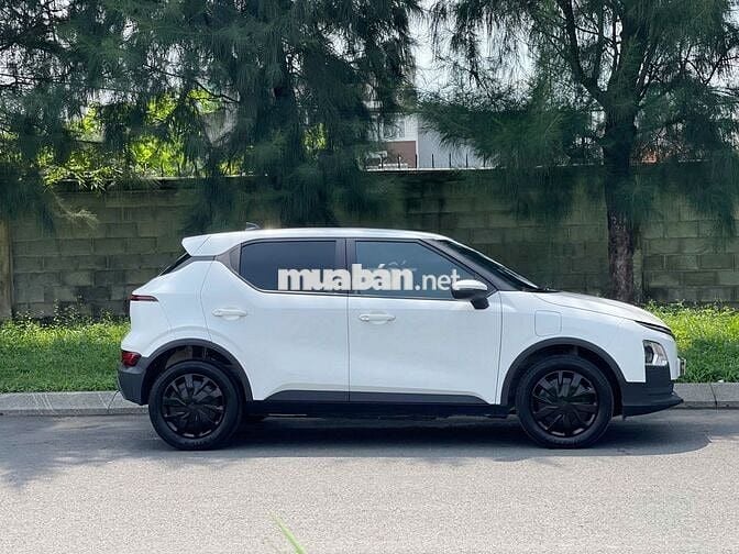 VinFast VF5 2024 S màu trắng gia đình dùng 2v km