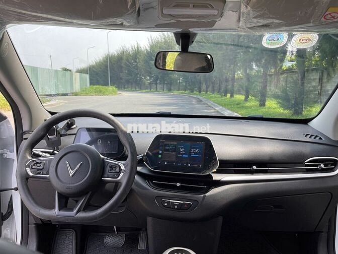VinFast VF5 2024 S màu trắng gia đình dùng 2v km