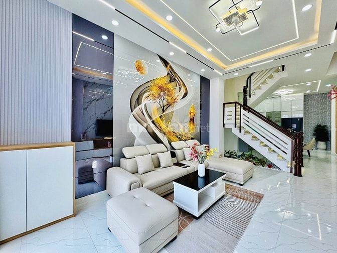 GV, 4 TẦNG MỚI- FULL NT- HẺM OTO NGỦ NHÀ- CÁCH SÂN BAY TSN 10P XE MÁY.