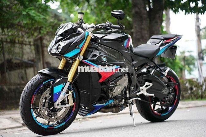 🥦🫑 BMW S1000R 2017 NHIỀU ĐỒ , ODO 13K CÓ ĐỒI XE