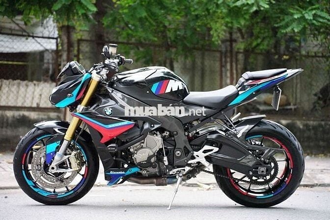 🥦🫑 BMW S1000R 2017 NHIỀU ĐỒ , ODO 13K CÓ ĐỒI XE