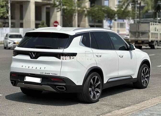 VinFast Lux SA 2.0 Premium 2.0 AT - 2019