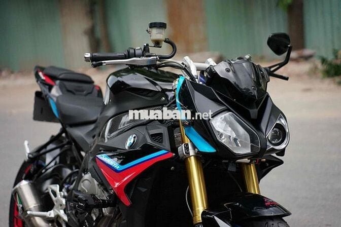 🥦🫑 BMW S1000R 2017 NHIỀU ĐỒ , ODO 13K CÓ ĐỒI XE