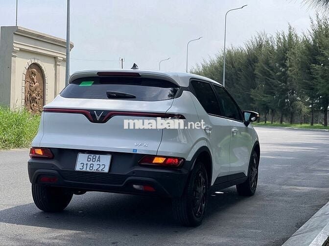 VinFast VF5 2024 S màu trắng gia đình dùng 2v km