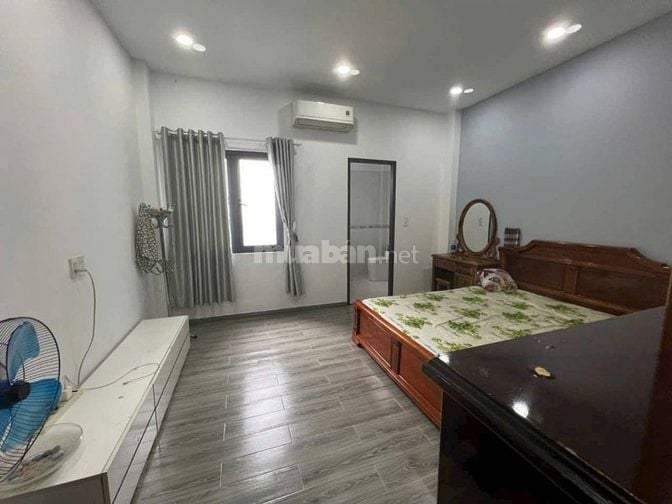Nhà dt: 4.5m x 20m mặt tền đường số 13 -  Phường Bình Trưng Tây Quận 2