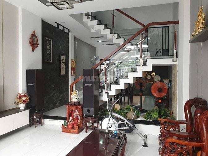 Nhà dt: 4.5m x 20m mặt tền đường số 13 -  Phường Bình Trưng Tây Quận 2