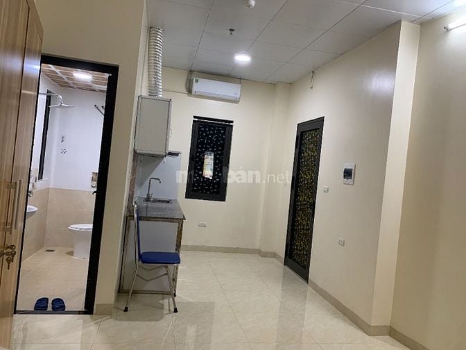 Phòng studio 26 m2,Tầng 1,03 cửa sổ.