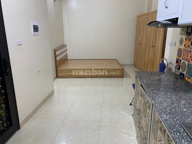 Phòng studio 26 m2,Tầng 1,03 cửa sổ.