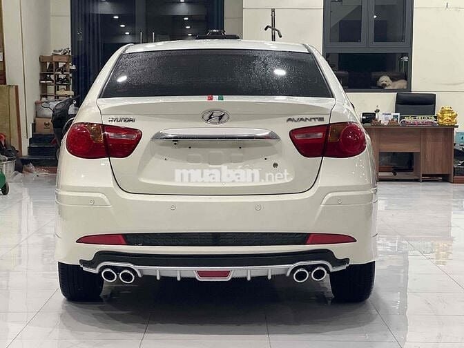 Hyundai Avante 2013 1.6 AT - 126396 km