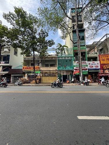 5.2x26m mặt tiền Nguyễn Chí Thanh Phường 12 Quận 5 giá nhỉnh 300tr/m2