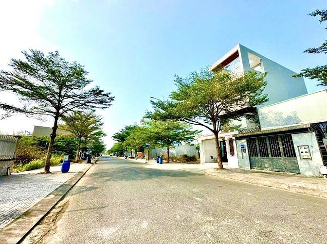 BÁN ĐẤT NỀN KDC TÂN ĐÔ  GIÁ CHỈ TỪ 15TR/M  SỔ HỒNG RIÊNG