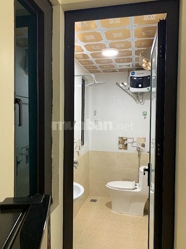 Phòng studio 26 m2,Tầng 1,03 cửa sổ.