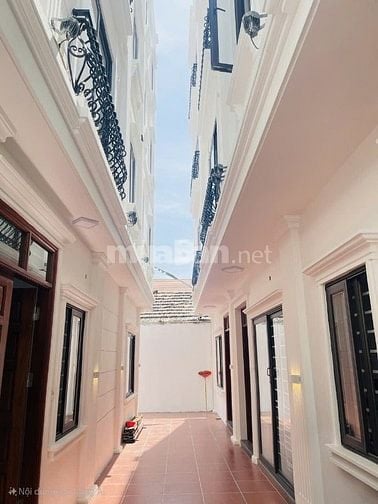 Bán nhà 4,5 tầng tại Di Trạch Hoài Đức Hà Nội giá 6 tỷ