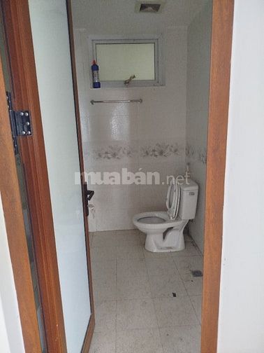 BÁN CĂN HỘ TOÀ NHÀ HỖN HỢP VƯỜN ĐÀO,713 LẠC LONG QUÂN 100M, 9 TỶ 