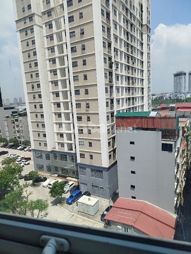 BÁN CĂN HỘ TOÀ NHÀ HỖN HỢP VƯỜN ĐÀO,713 LẠC LONG QUÂN 100M, 9 TỶ 