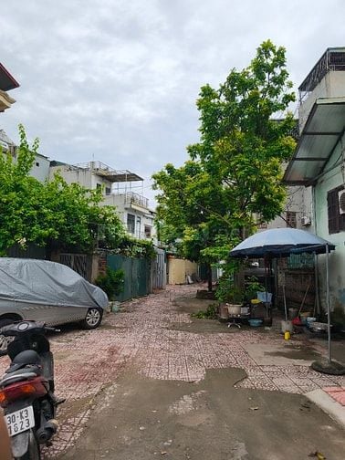 BÁN NHÀ ĐẤT ĐẤU GIÁ LONG BIÊN – VIEW HỒ – 2 MẶT TIỀN DIỆN TÍCH 100M2 