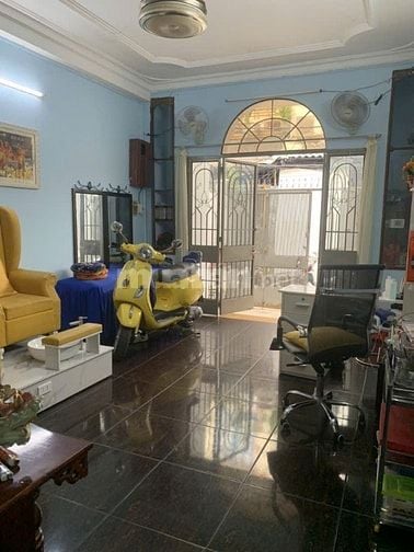Nhà nở hậu gần Cầu Kênh Tẻ, 02 Tầng, DT 4x18m.