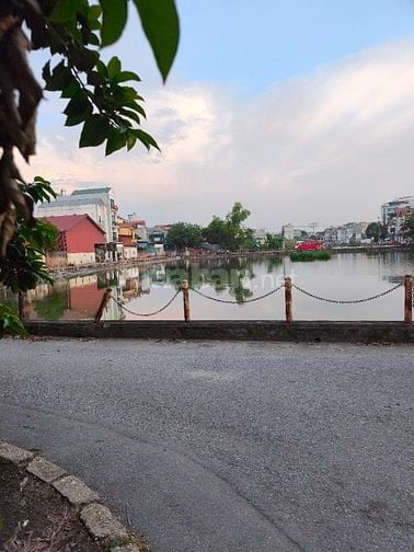 BÁN NHÀ ĐẤT ĐẤU GIÁ LONG BIÊN – VIEW HỒ – 2 MẶT TIỀN DIỆN TÍCH 100M2 