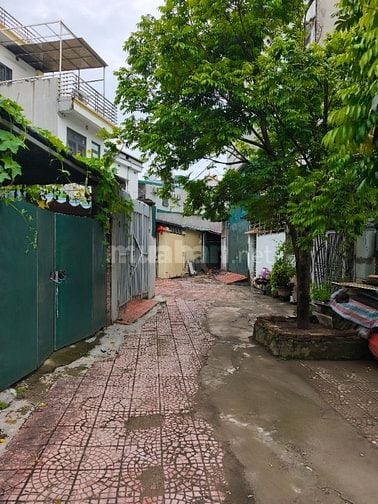 BÁN NHÀ ĐẤT ĐẤU GIÁ LONG BIÊN – VIEW HỒ – 2 MẶT TIỀN DIỆN TÍCH 100M2 