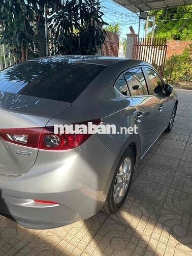Mazda 3 2015 1.5 AT Sedan - 38000 km