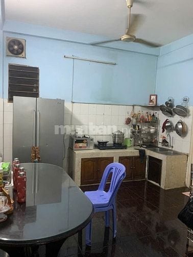 Nhà nở hậu gần Cầu Kênh Tẻ, 02 Tầng, DT 4x18m.