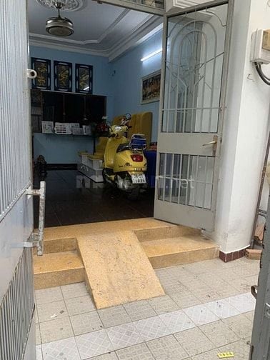 Nhà nở hậu gần Cầu Kênh Tẻ, 02 Tầng, DT 4x18m.