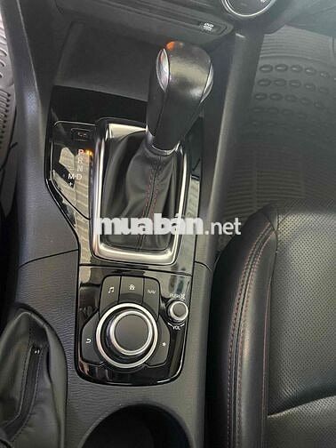 Mazda 3 2015 1.5 AT Sedan - 38000 km