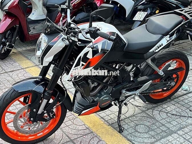 DUKE 200