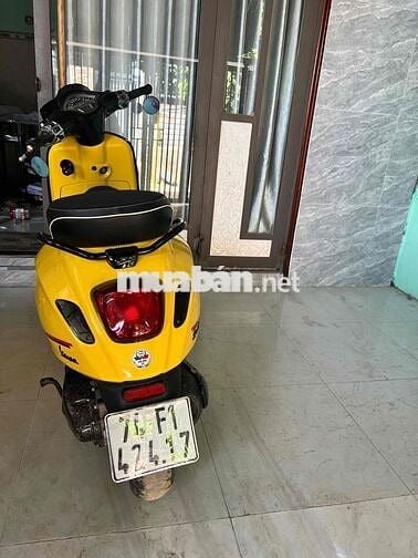 Cần nhượng lại em Vespa sprint Y&B S 125cc